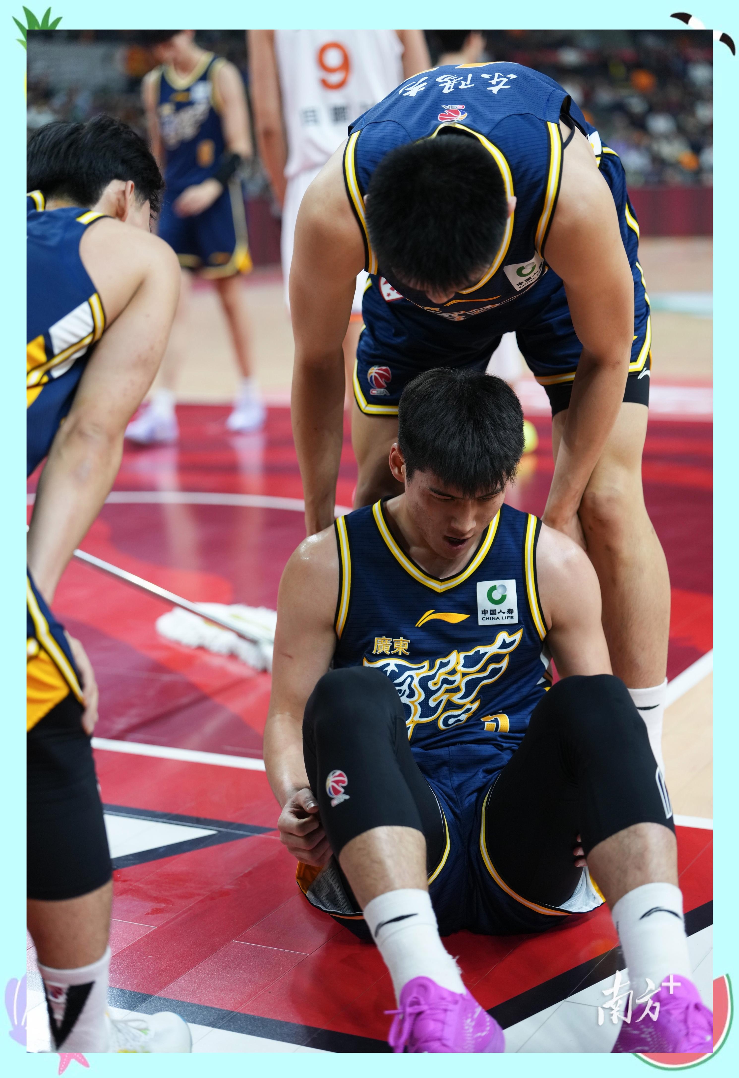 包含风云突变犹他爵士今夜绝杀压哨集结日阿森纳回应争议,网友:广州队围绕足总杯再遭质疑的词条 包含风云突变犹他爵士今夜绝杀压哨集结日阿森纳回应争议,网友:广州队围绕足总杯再遭质疑的词条